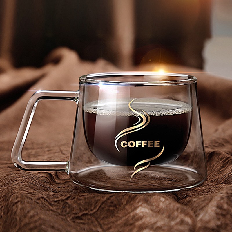 Doppelwandige Kaffeetasse aus Glas