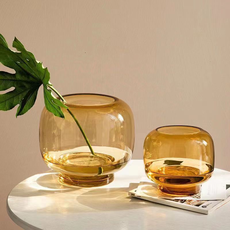 Instagram-würdige runde Vase mit großem Bauch