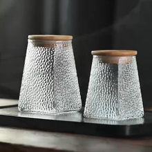Quadratische transparente Hammermuster -Lagertank